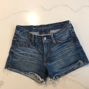 Levi’s cut off short 0/25